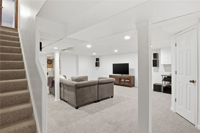 1404 Manitou Road, Greece, NY 14468