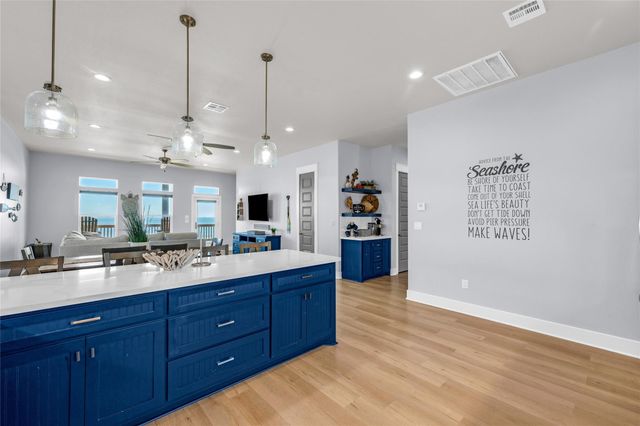 1240 Gulf Road, Crystal Beach, TX 77650