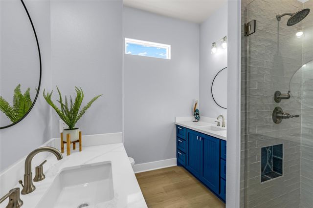 1240 Gulf Road, Crystal Beach, TX 77650