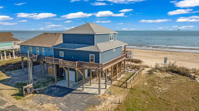 1240 Gulf Road, Crystal Beach, TX 77650