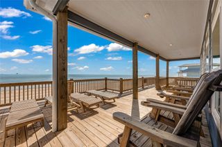 1240 Gulf Road, Crystal Beach, TX 77650