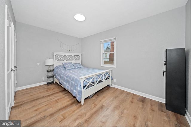 704 HARWOOD RD, Wilmington, DE 19804