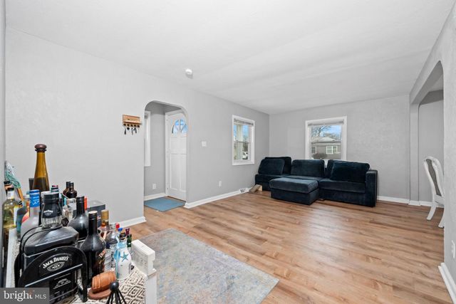 704 HARWOOD RD, Wilmington, DE 19804