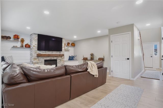 851 Susan Road, Ravenna, OH 44266