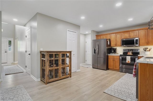 851 Susan Road, Ravenna, OH 44266