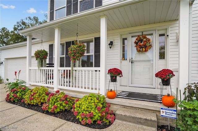 851 Susan Road, Ravenna, OH 44266