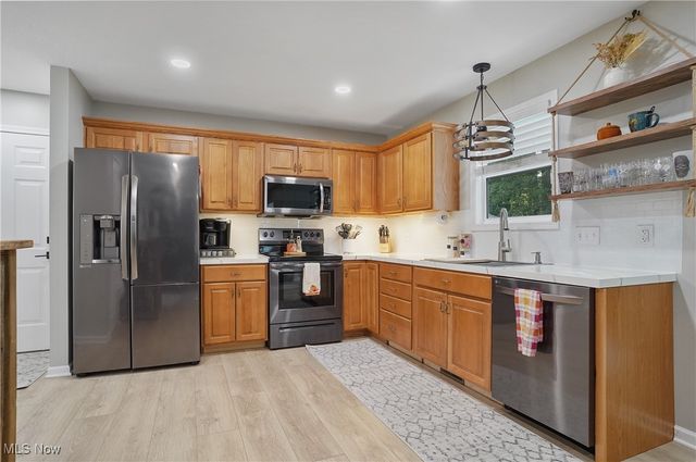 851 Susan Road, Ravenna, OH 44266