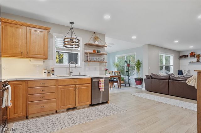 851 Susan Road, Ravenna, OH 44266