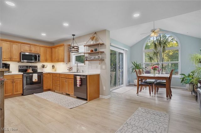 851 Susan Road, Ravenna, OH 44266