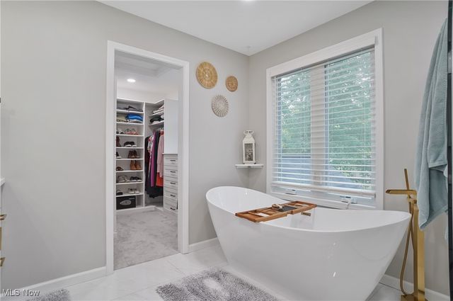 851 Susan Road, Ravenna, OH 44266