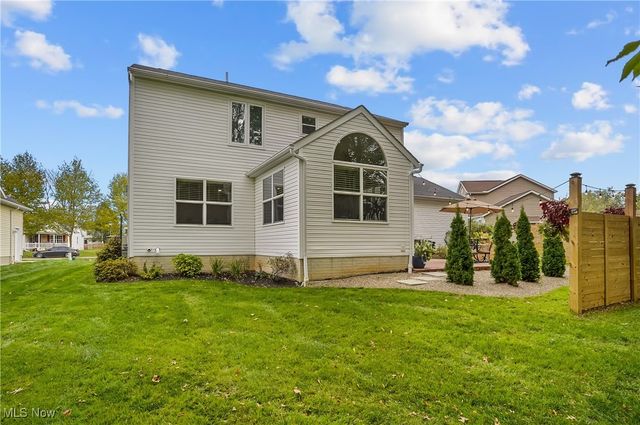 851 Susan Road, Ravenna, OH 44266