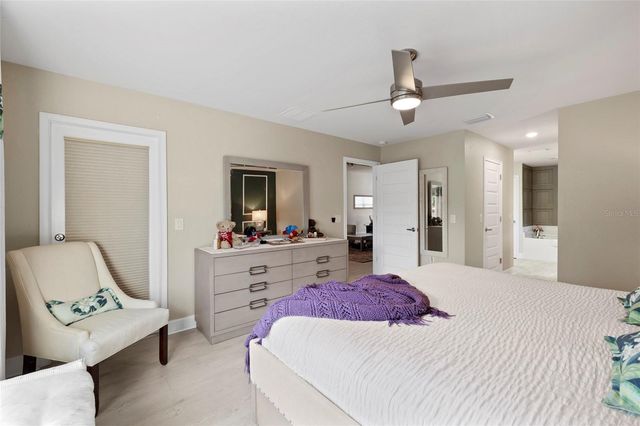 4989 AGEMAN AVENUE, North Port, FL 34288