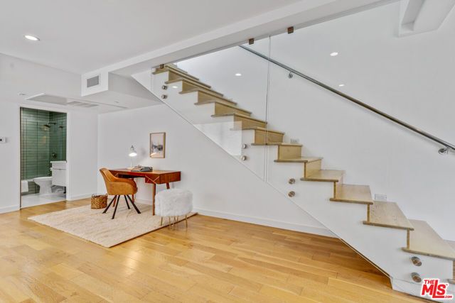 809 BROOKS Avenue, Venice (los Angeles), CA 90291