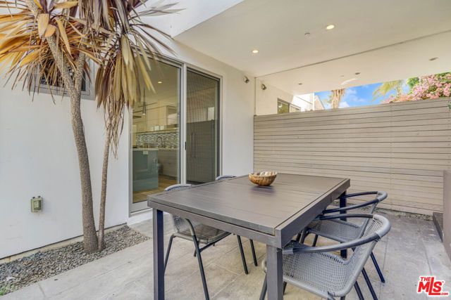 809 BROOKS Avenue, Venice (los Angeles), CA 90291