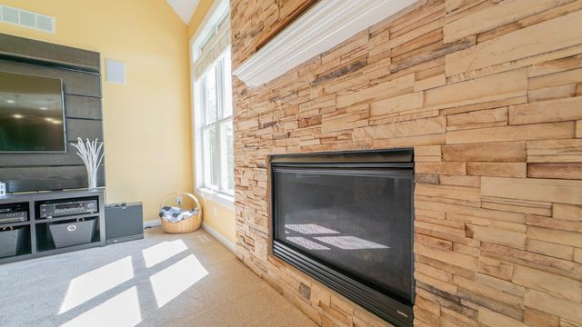 2255 Naples Drive, Valparaiso, IN 46385