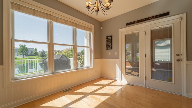 2255 Naples Drive, Valparaiso, IN 46385