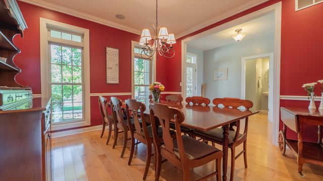 2255 Naples Drive, Valparaiso, IN 46385