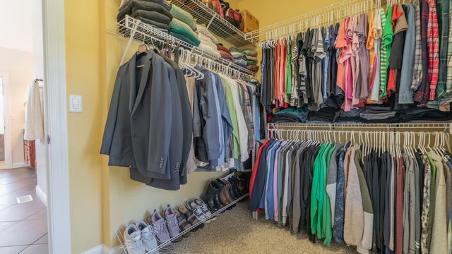 2255 Naples Drive, Valparaiso, IN 46385