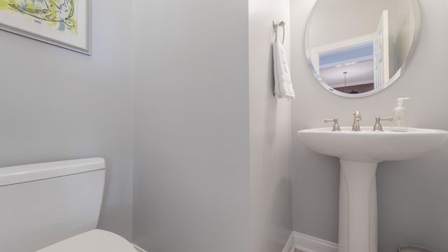 2255 Naples Drive, Valparaiso, IN 46385