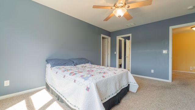 2255 Naples Drive, Valparaiso, IN 46385