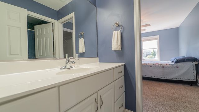 2255 Naples Drive, Valparaiso, IN 46385