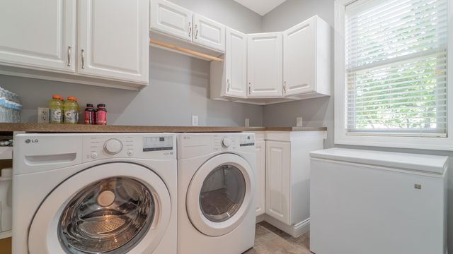 2255 Naples Drive, Valparaiso, IN 46385