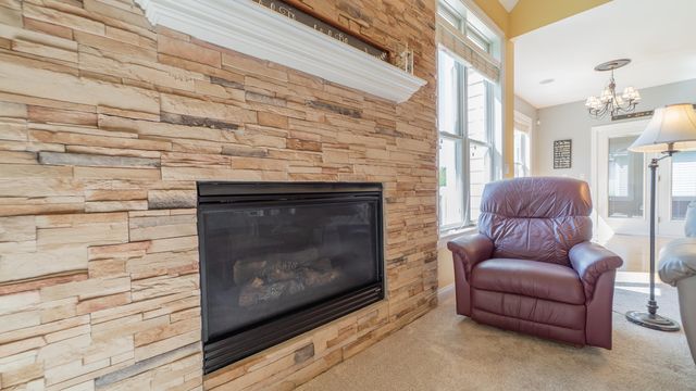 2255 Naples Drive, Valparaiso, IN 46385