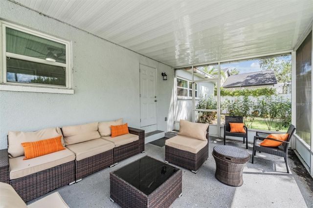 7308 N DARTMOUTH AVENUE, Tampa, FL 33604