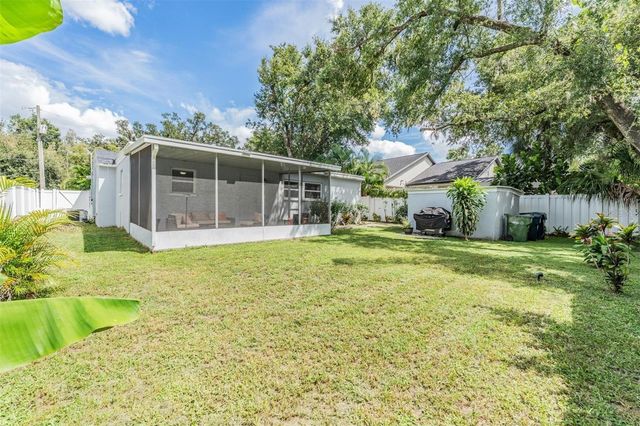 7308 N DARTMOUTH AVENUE, Tampa, FL 33604