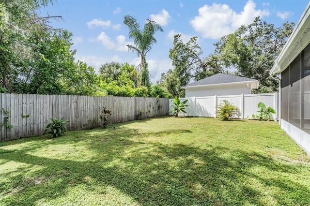 7308 N DARTMOUTH AVENUE, Tampa, FL 33604