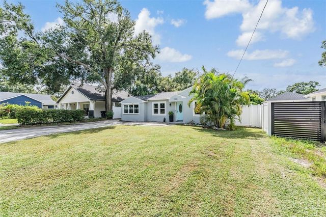 7308 N DARTMOUTH AVENUE, Tampa, FL 33604