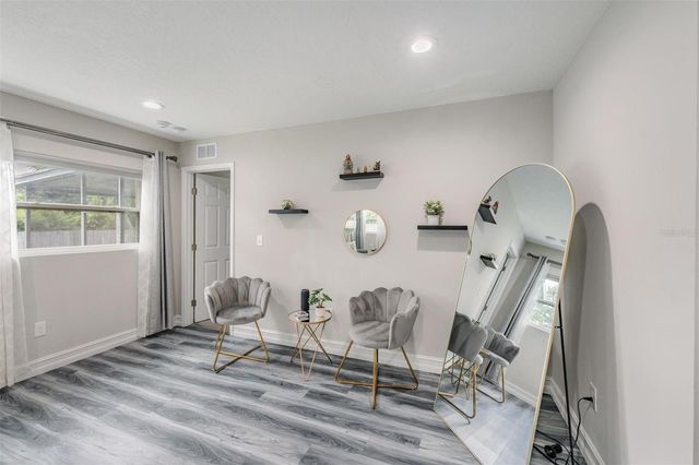 7308 N DARTMOUTH AVENUE, Tampa, FL 33604