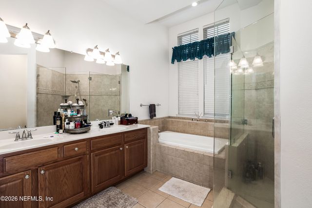 2045 SECRET GARDEN Lane 605, Fleming Island, FL 32003