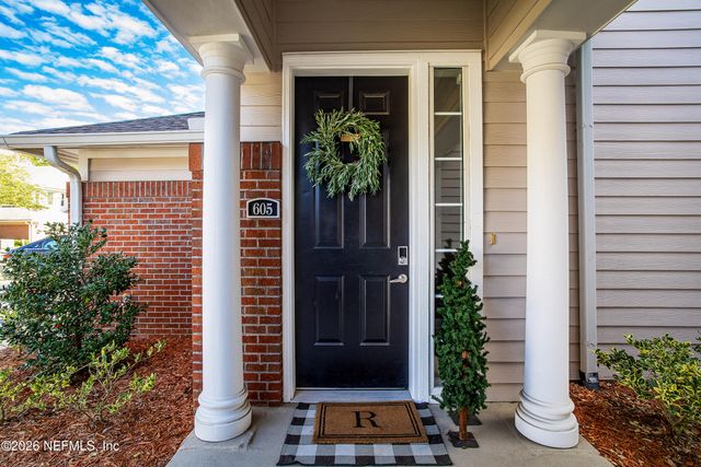 2045 SECRET GARDEN Lane 605, Fleming Island, FL 32003