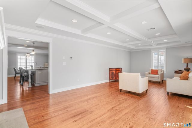 11 Forest Hills Drive, West Hartford, CT 06117