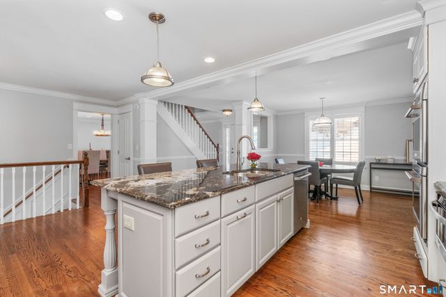 11 Forest Hills Drive, West Hartford, CT 06117