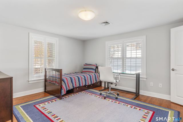 11 Forest Hills Drive, West Hartford, CT 06117