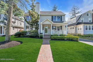 10 Forrest Avenue, Fair Haven, NJ 07704