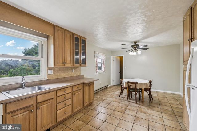 5833 WOODBINE RD, Woodbine, MD 21797