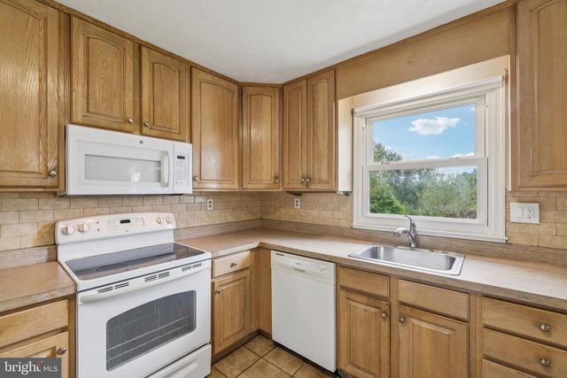 5833 WOODBINE RD, Woodbine, MD 21797