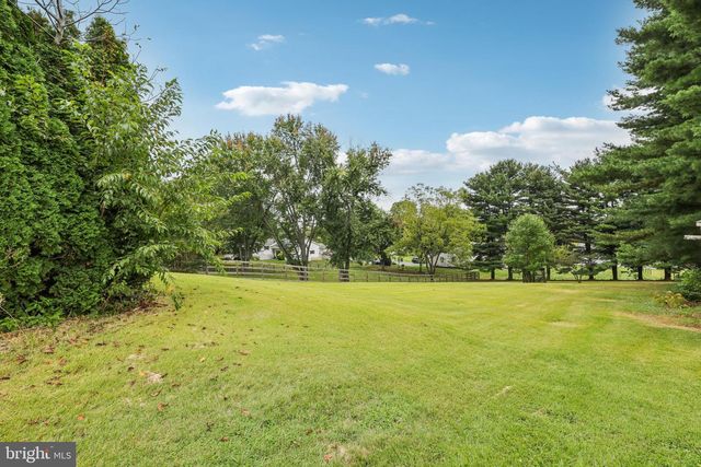 5833 WOODBINE RD, Woodbine, MD 21797