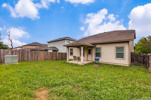 11346 Camp Creek Trail, San Antonio, TX 78245