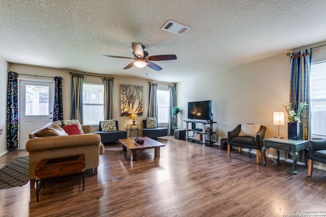 11346 Camp Creek Trail, San Antonio, TX 78245