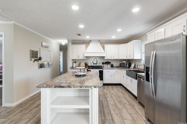 160 Oak Grove Road, Austin, AR 72007