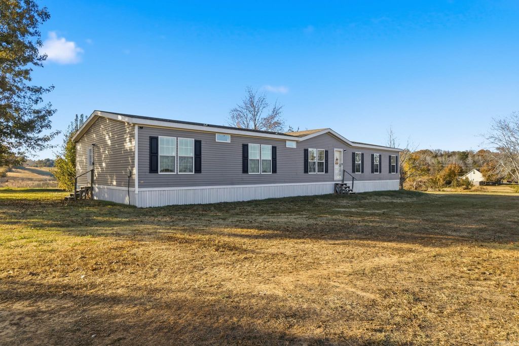 160 Oak Grove Road, Austin, AR 72007