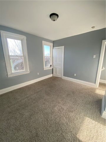 908 North Ave, N Braddock, PA 15104