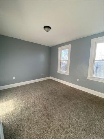 908 North Ave, N Braddock, PA 15104