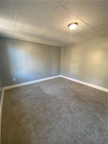 908 North Ave, N Braddock, PA 15104