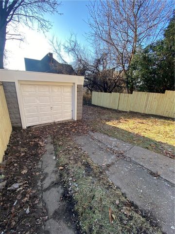 908 North Ave, N Braddock, PA 15104