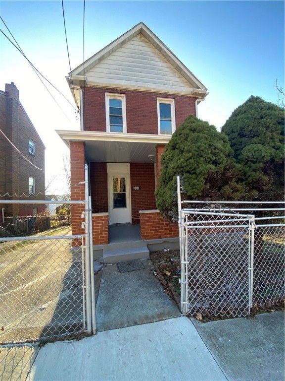 908 North Ave, N Braddock, PA 15104